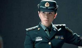 余男战狼胸罩穿帮